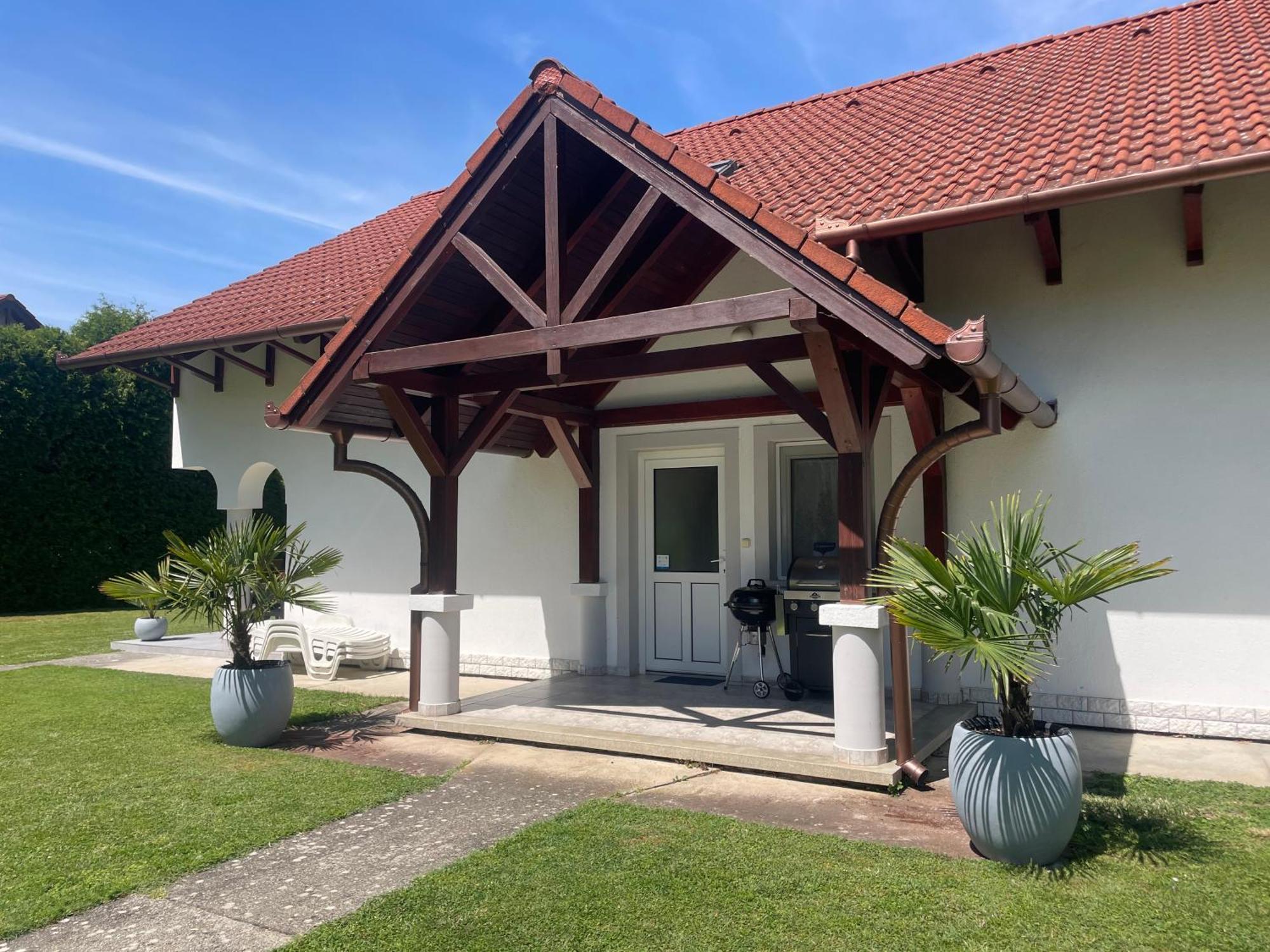 Frankie Holiday Apartment Ii. Balatongyörök Екстериор снимка