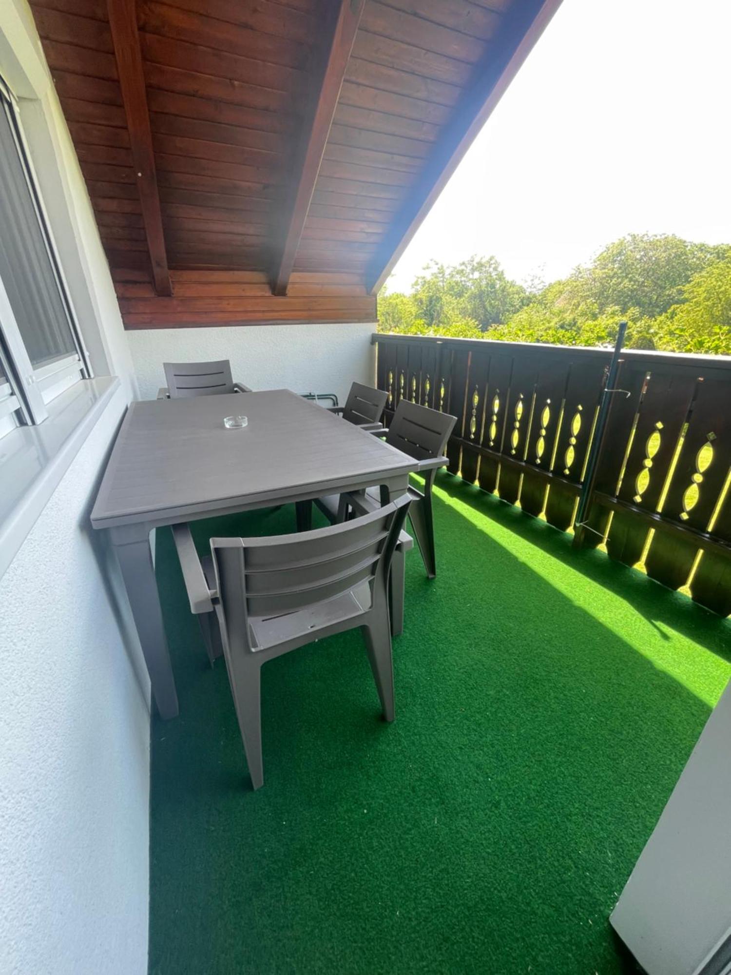 Frankie Holiday Apartment Ii. Balatongyörök Екстериор снимка