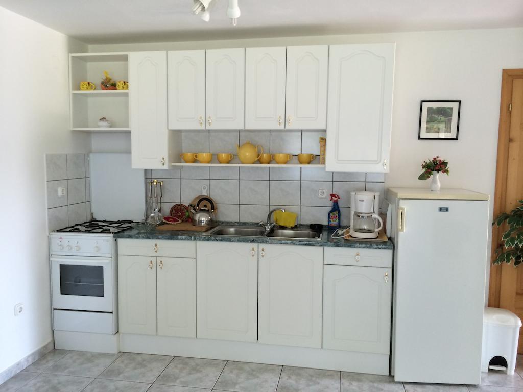 Frankie Holiday Apartment Ii. Balatongyörök Стая снимка