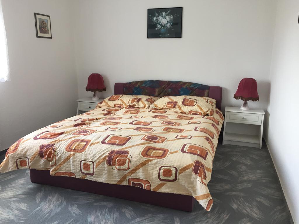 Frankie Holiday Apartment Ii. Balatongyörök Екстериор снимка